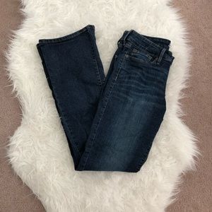 💓Levi’s denizen dark blue bootcut jeans! 💓